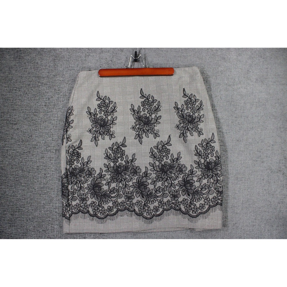 Anne Klein Glen Plaid Floral Embroidered Pencil Skirt Grey Black Size 14